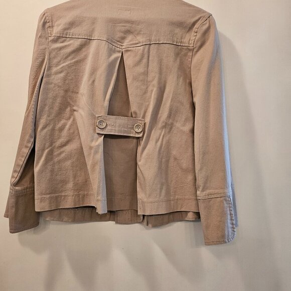 Jacket - Picture 2 of 5